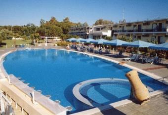 Lintzi Hotel has Balcony rooms