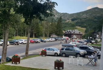 Val di Luce-Foemina 78 allows 18 year olds to book a room