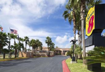 Super 8 by Wyndham South Padre Island allows 18 year olds to book a room