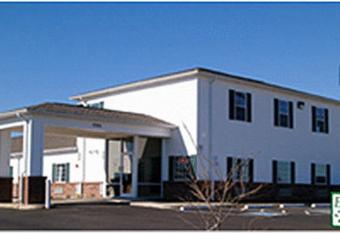 Magnolia Inn & Suites allows 18 year olds to book a room