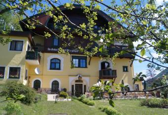 Belvedere has Balcony rooms