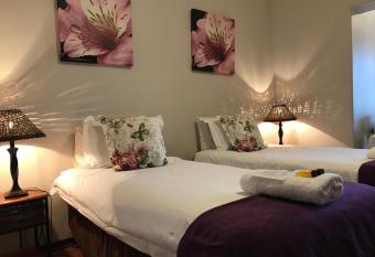 Hoogeind Manor has Balcony rooms