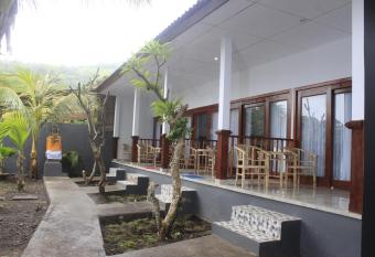 Teman Teman Bungalows 1 has Balcony rooms