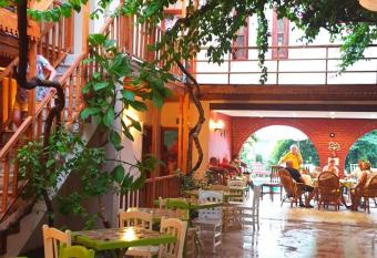 Hotel Konak Su has Balcony rooms