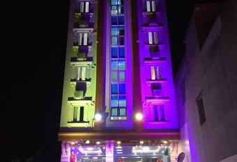 Lavender Hotel Hai Phong has Balcony rooms