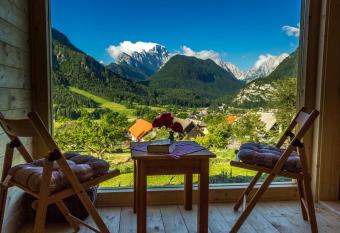 Mountain view Glamping has Balcony rooms