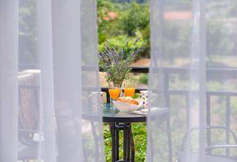 B&B Aurora has Balcony rooms