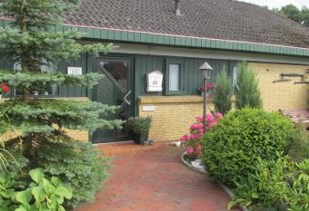 G  stehaus Carstens allows 18 year olds to book a room