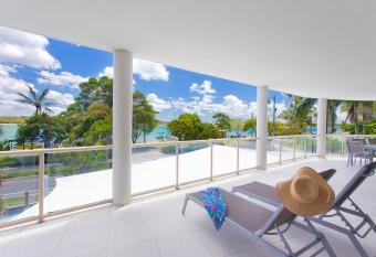 Offshore Noosa Resort has Balcony rooms