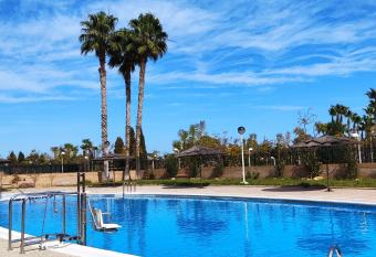 ACV - Costa Caribe II-2   l  nea, planta 6, sur 1 allows 18 year olds to book a room