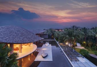 Renaissance Phuket Resort & Spa allows 18 year olds to book a room