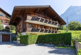 Apartment Dolce Vita allows 18 year olds to book a room