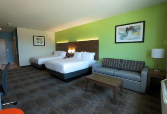 Holiday Inn Express & Suites Dripping Springs ~ Austin Area By IHG allows 18 year olds to book a room
