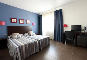 Hotel Marblau Tossa has Balcony rooms