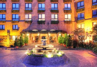 Hotel Estelar La Fontana allows 18 year olds to book a room