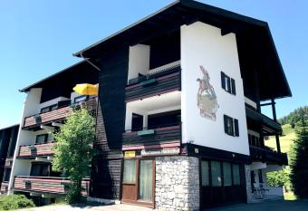 Wachtelhof Apartment has Balcony rooms