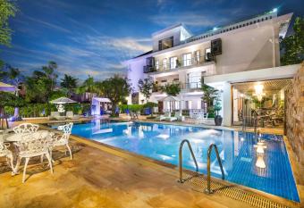 KT Apartment has Balcony rooms