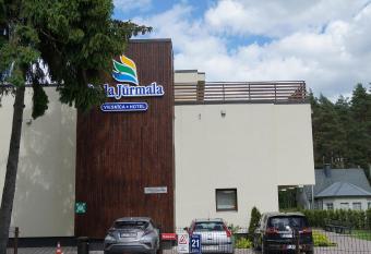 Bella J  rmala ApartHotel has Balcony rooms