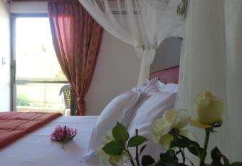 Angela Hotel has Balcony rooms