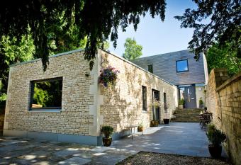 The Cedars allows 18 year olds to book a room