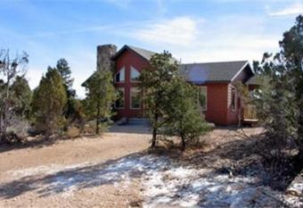 Stone Canyon Inn has Balcony rooms