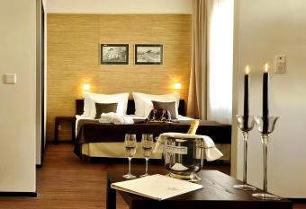 Kreutzwald Hotel Tallinn allows 18 year olds to book a room