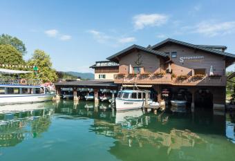 Seepension Hemetsberger has Balcony rooms