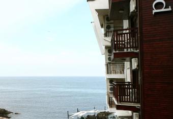 Fjord B&B has Balcony rooms