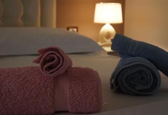 Meg Rooms - Feels like home has Balcony rooms