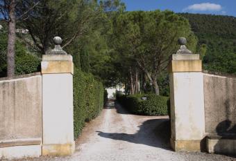 Villa del Cardinale has Balcony rooms