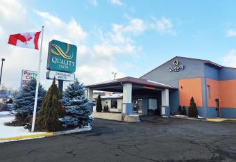 Quality Inn Peterborough has Balcony rooms