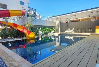 Baan Manthana Hotel, Hua Hin has Balcony rooms