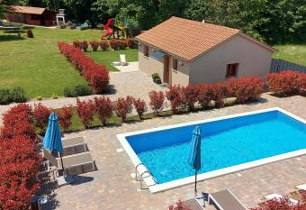 Guest house with pool has Balcony rooms