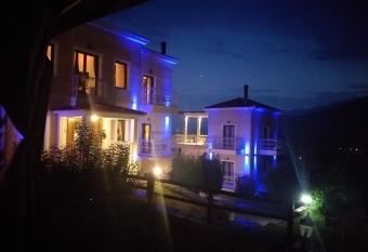 Epavlis Meteora Suites Hotel has Balcony rooms