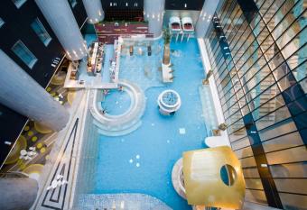 Tallink Spa & Conference Hotel allows 18 year olds to book a room