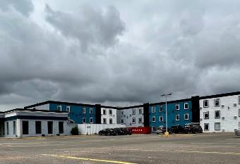 Travelodge by Wyndham Regina allows 18 year olds to book a room