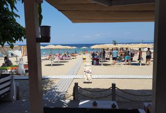 Mani Villas allows 18 year olds to book a room