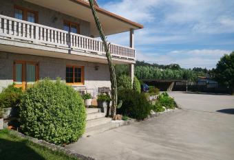 Hostal - Restaurante Casa Cu  a has Balcony rooms