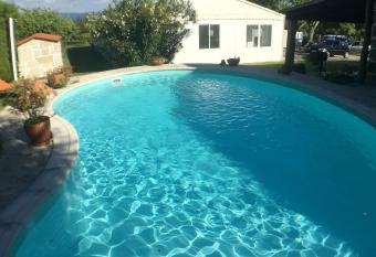 4 bedrooms villa with private pool enclosed garden and wifi at Penafiel has Balcony rooms