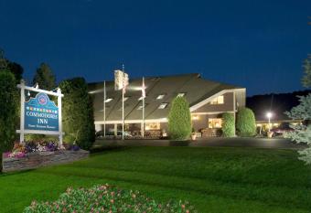 Commodores Inn allows 18 year olds to book a room