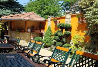 Penzi  n KORMO   allows 18 year olds to book a room