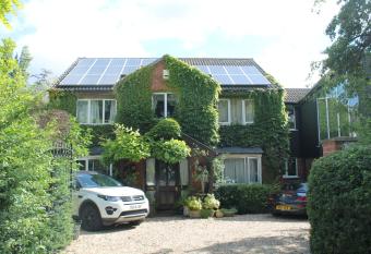 Pear Tree House Studio has Balcony rooms