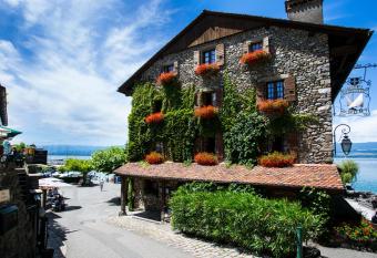 H  tel Restaurant Du Port has Balcony rooms