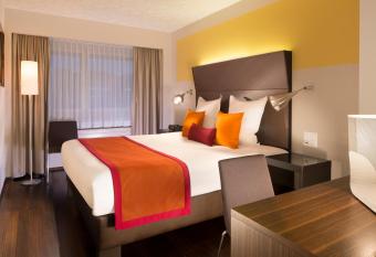 Hotel D - Design Hotel allows 18 year olds to book a room