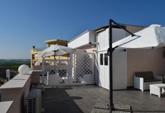 DomuS al Corso B&B has Balcony rooms