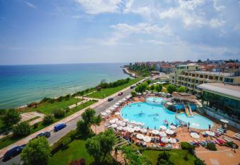 Hotel Perla Beach Luxury - All Inclusive & Free Beach Access has Balcony rooms