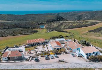 Barranco da Fonte has Balcony rooms