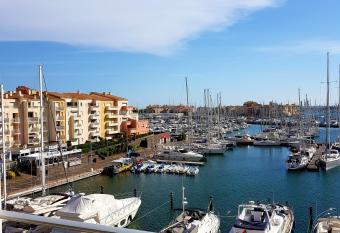 Appartement de 2 chambres avec vue sur la mer et balcon amenage a Cap d Agde a 1 km de la plage has Balcony rooms