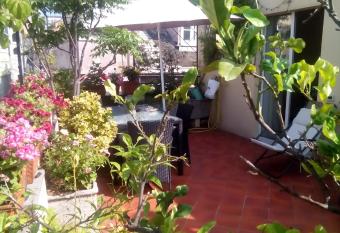 bed and breakfast  allows 18 year olds to book a room