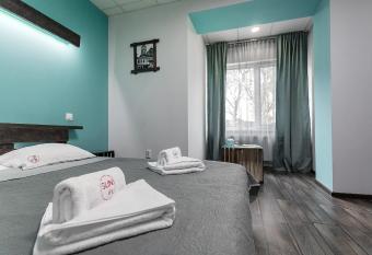 Sunlit allows 18 year olds to book a room